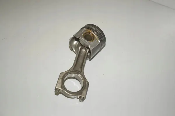 BMW 3 Kolv 2.0L 140kw 2017 OEM 11258571012 image 4