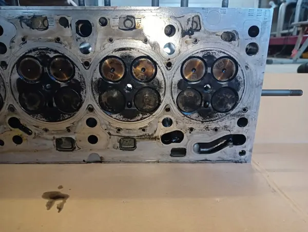 Culata con Árboles de Levas VW Audi 2.0 TDI OEM 05L103403AC image 7