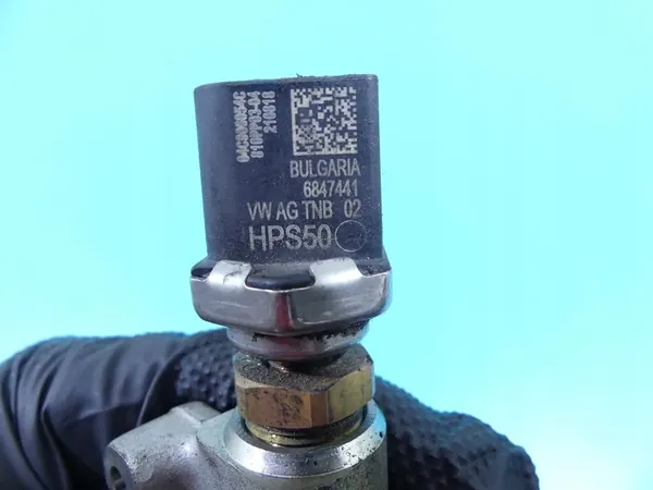 Iniettore Seat Ibiza V KJ 1.0 TSI image 6