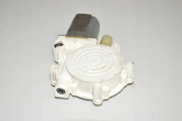 Vasemman etuikkunan moottori BMW 5 (E39) 8360511 image 4