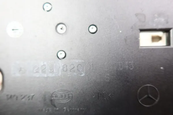 Mercedes W220 interiörpanellampa OEM 2208200101 image 4