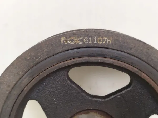 2007 Toyota Yaris Poulie de vilebrequin 61107H image 4