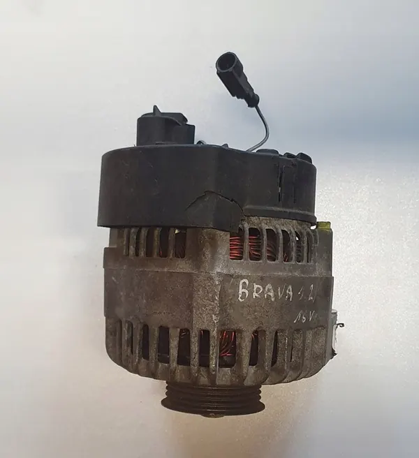 Vaihtovirtageneraattori 1.2 16V Fiat Bravo Brava Marea Punto 63321715 image 2