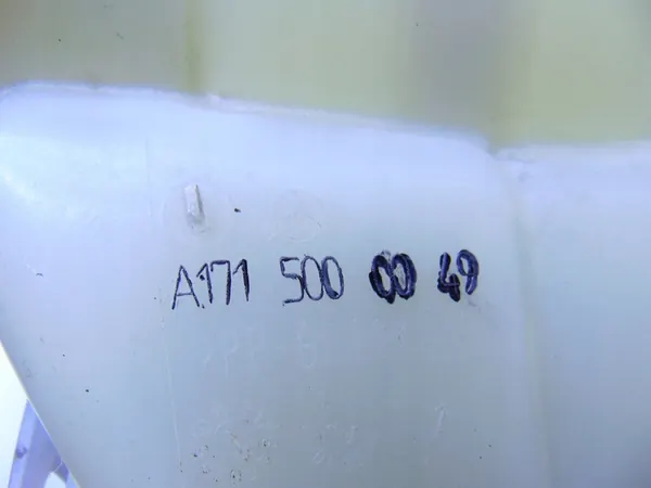 Kühlmittel-Ausgleichsbehälter Mercedes SLK W171 A1715000049 image 4