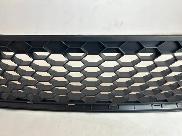 Volkswagen OE 5K0.853.677C front bumper grille image 5