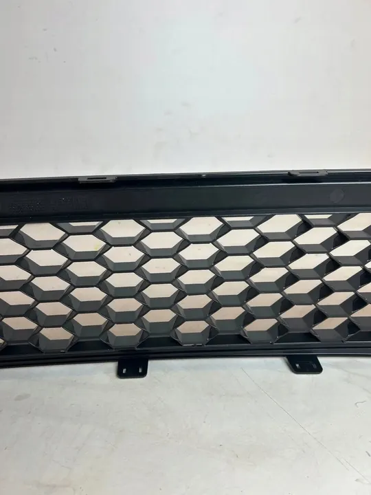 Volkswagen OE 5K0.853.677C front bumper grille image 9