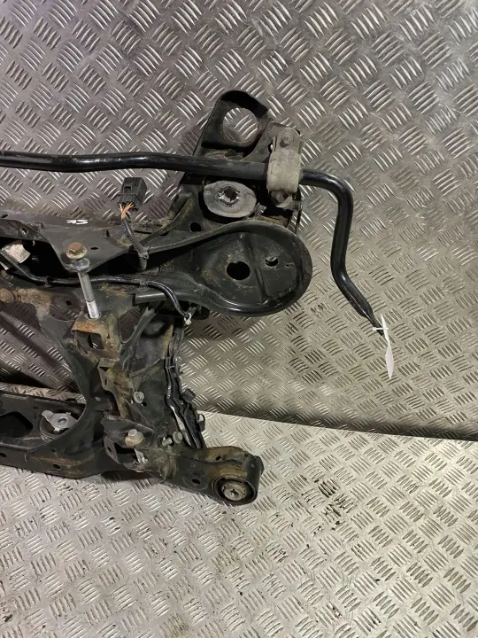Volvo XC90 2020 Bakre hjälpram OEM 05149 image 3