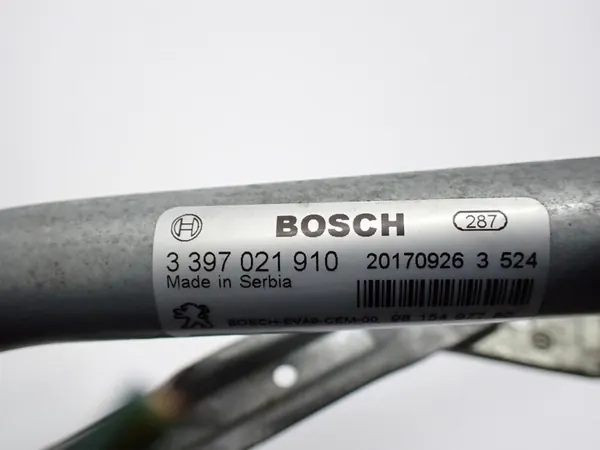 Mecanismo de motor de limpiaparabris Peugeot 2008 I image 3