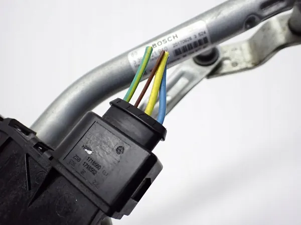 Mecanismo de motor de limpiaparabris Peugeot 2008 I image 6