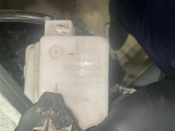 Uitzettank Toyota RAV4 XA50 OEM 16470F0020 image 4