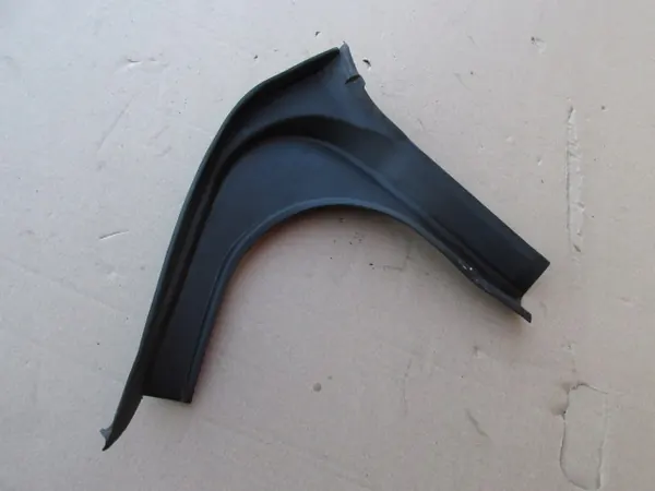 Joint de coffre Maserati Ghibli III 2016 OEM 67003175 image 3