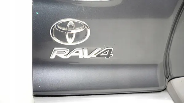 Hayon OEM 360179063 pour Toyota RAV4 II 02-05 image 4