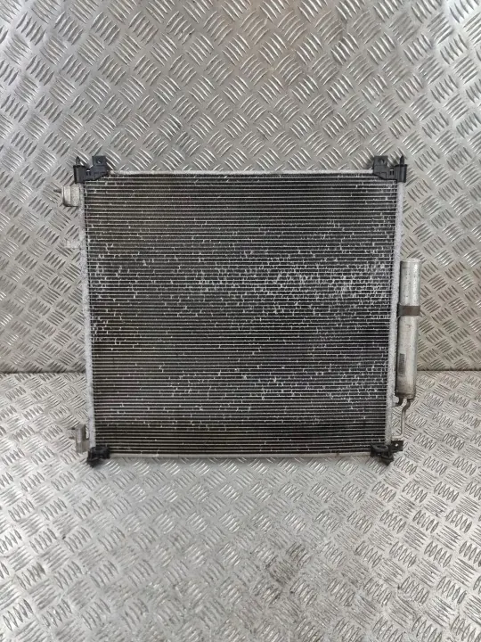 Land Rover AC-condensor OEM FPLA19C600ADd - Gebruikt image 2