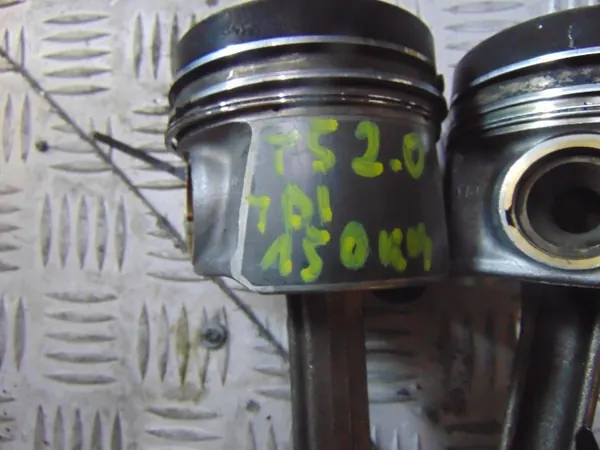 Piston avec bielle CAA pour VW T5 2.0 TDI image 2