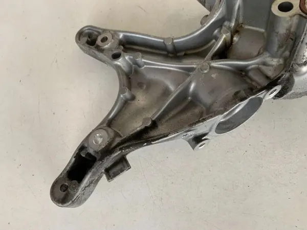 Oljefilterhus Audi Q5 SQ5 OEM 06K117021K image 4