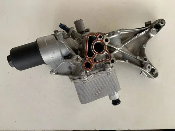 Oljefilterhus Audi Q5 SQ5 OEM 06K117021K image 6