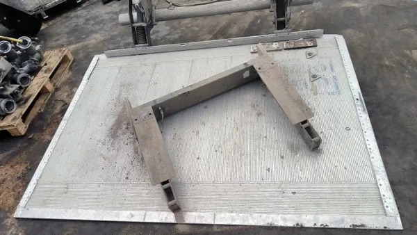 Hayon BAR CARGOLIFT pour Ford Transit MK8 image 9