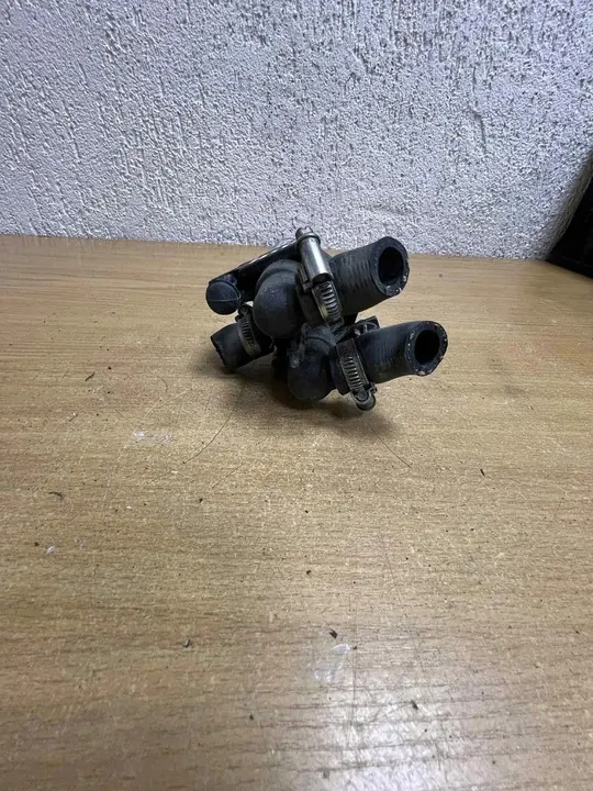 Vanne de refroidissement MERCEDES W124 image 2