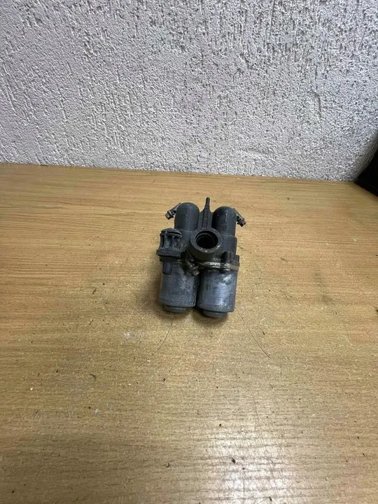 Vanne de refroidissement MERCEDES W124 image 7