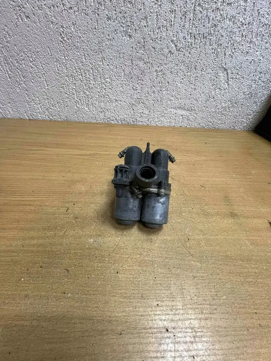 Vanne de refroidissement MERCEDES W124 image 8