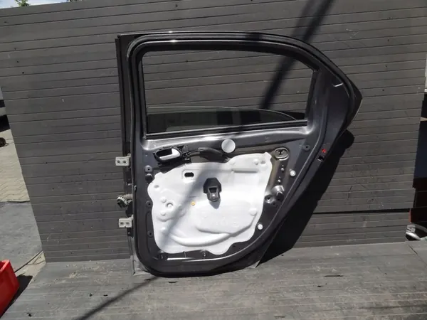 Komplett bakre högra dörr CITROEN C-ELYSEE 2019 OEM image 4