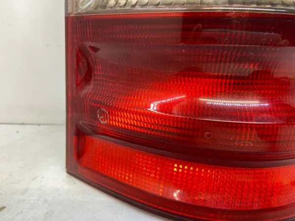 Mercedes E 220 CDI S210 W210 Rechter Achterlicht A2108205464 image 6