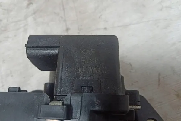 Bagagelås KIA SPORTAGE (SL) 812303W000 image 2