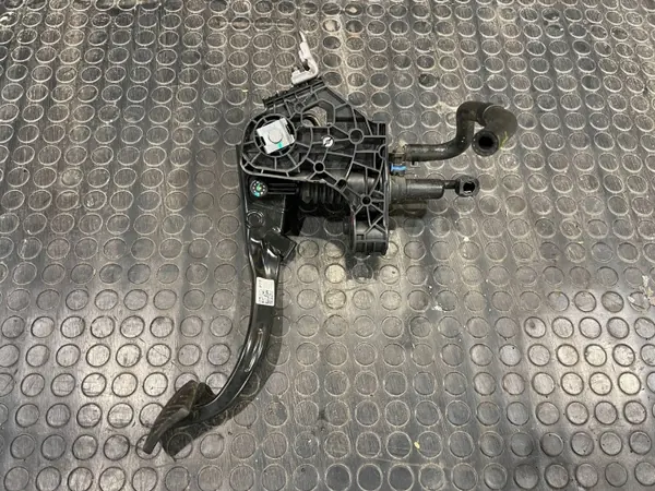 Kopplingspedal OEM 93840-F2100 S2602I039 för Kia/Hyundai image 2