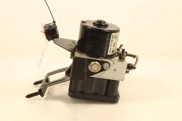 Pompe ABS OEM 6765452 pour BMW Série 3 E46 318D image 2