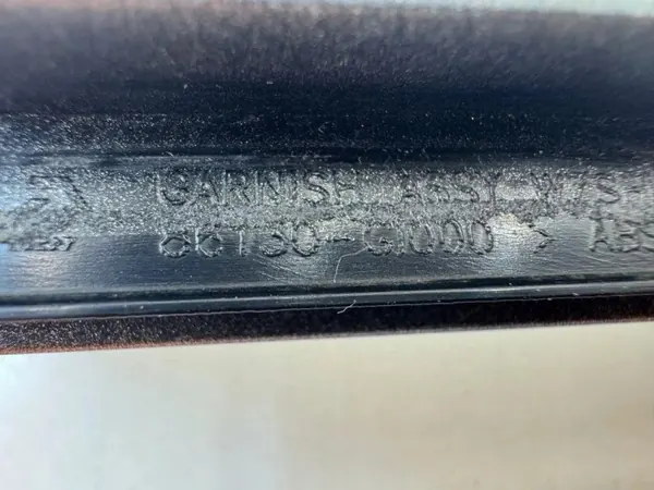 Gebruikte linker voorruit afdichtingsstrip OEM 86130-GI000 image 3