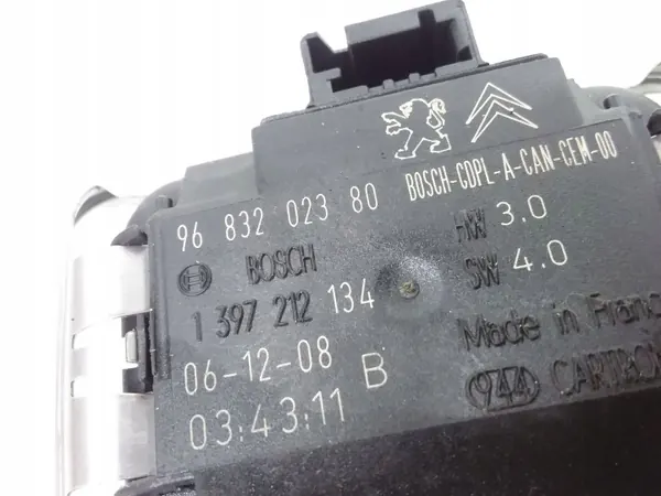 Sensor de chuva Citroen OEM 9683202380 - Usado image 3