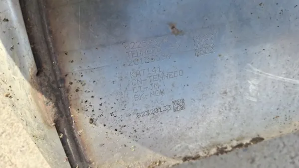 Katalysator Land Rover L494 OEM 82259374 image 3