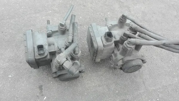 EBS-Ventil OEM A0014311013 für Mercedes Actros MP4 image 2