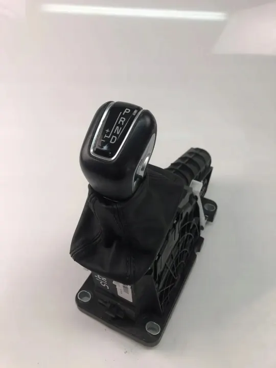 Pomo de cambios Volvo V90 II OEM 32240020 - Usado image 2