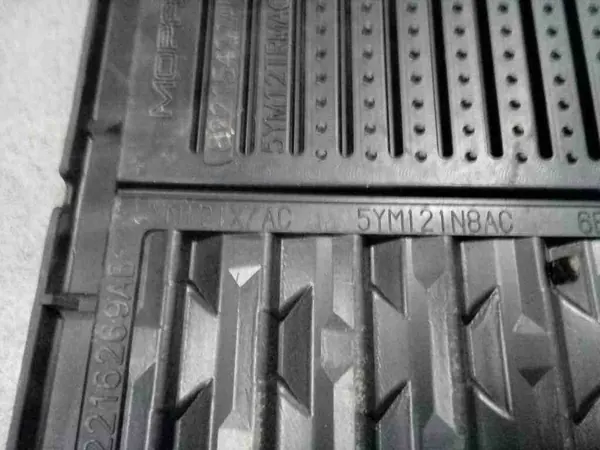 DODGE RAM 1500 PICK-UP Matot 82215320AD image 4