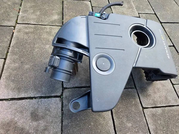 ILMAFILTTERIN KOTELLA DACIA RENAULT 2013 image 4