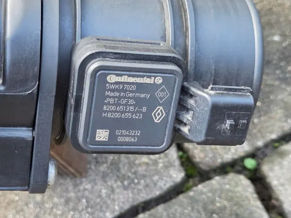 ILMAFILTTERIN KOTELLA DACIA RENAULT 2013 image 6