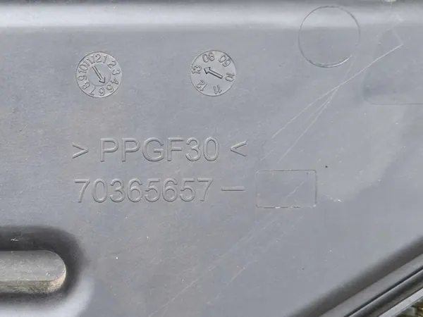 ILMAFILTTERIN KOTELLA DACIA RENAULT 2013 image 9