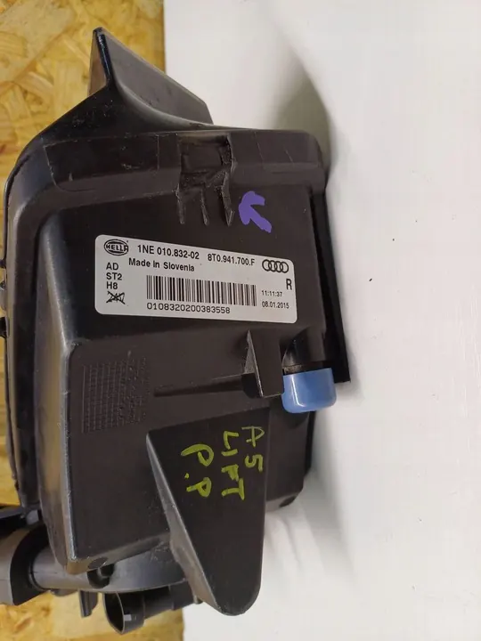 Farol de Neblina Audi OE 8T0941700F image 2