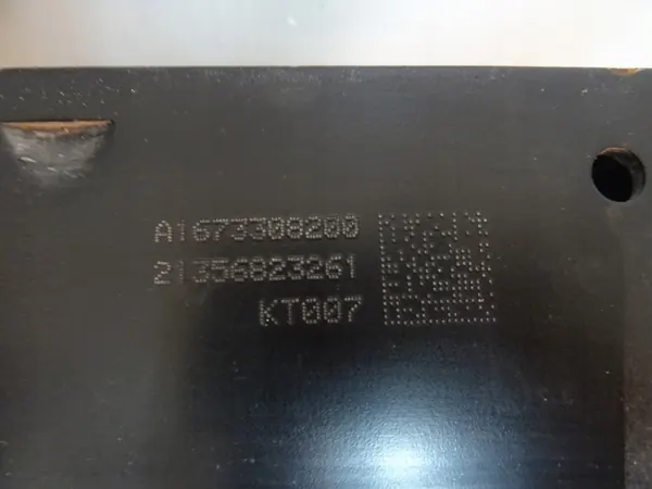 Mercedes-Benz GLE 167 Traverse Avant OEM A1673308200 image 3