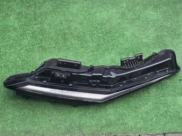 NISSAN ARIYA LED Oikea Puoli OEM NISSSANNNNARIIYYAAA image 2