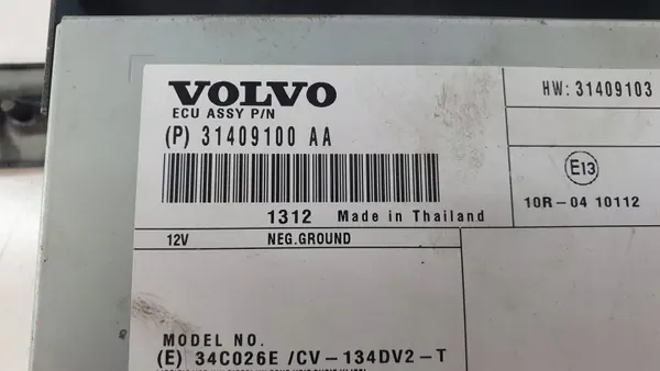 Volvo V60 I Audioversterker OEM 31409100 image 3