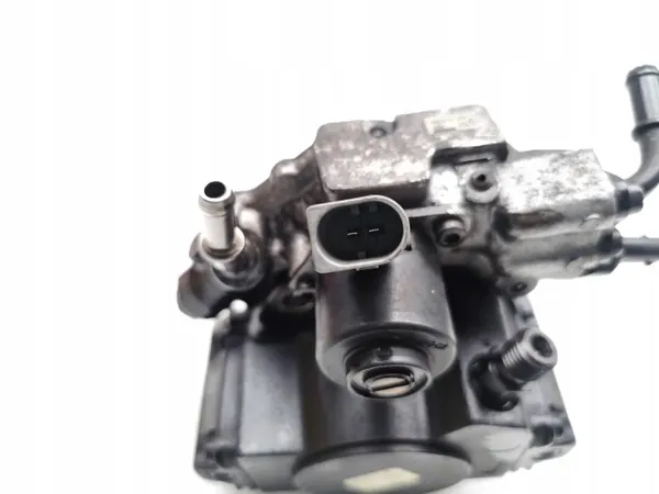 Pompe à injection haute pression Mercedes-Benz OEM A6510701201 image 5