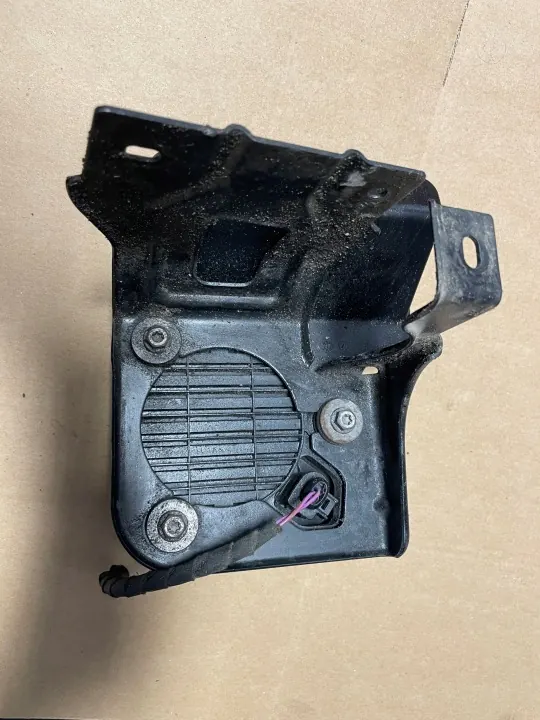Altavoz ruido motor Audi VW OEM 5GE035362A image 4