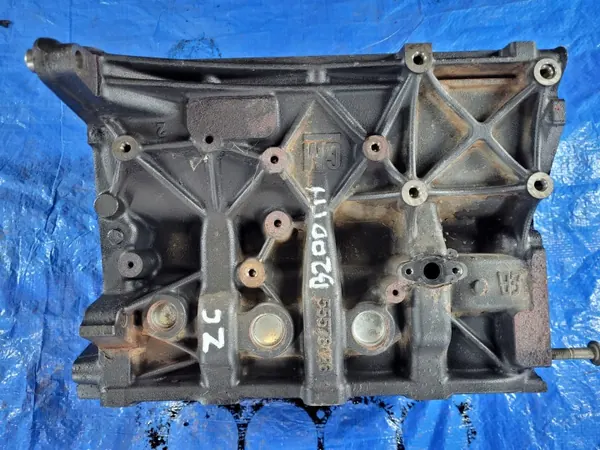 Opel Moottorilohko 55578126 - 2.0 B20DTH Käytetty image 6