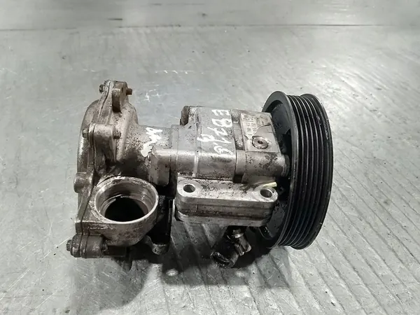 Bomba de Assistência de Água BMW E87 1.6 image 10