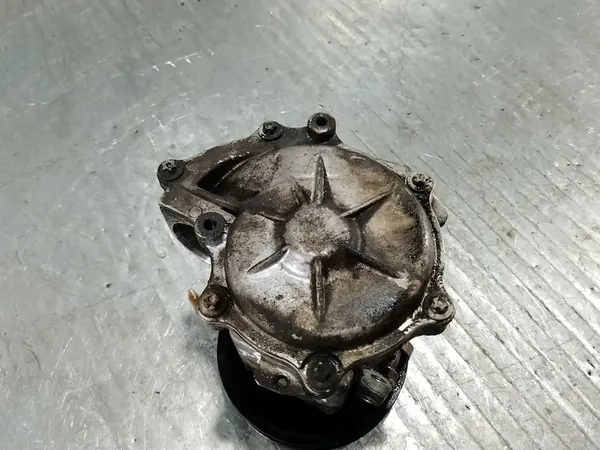 Bomba de Assistência de Água BMW E87 1.6 image 3