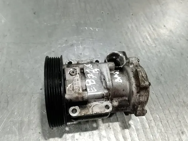 Bomba de Assistência de Água BMW E87 1.6 image 6