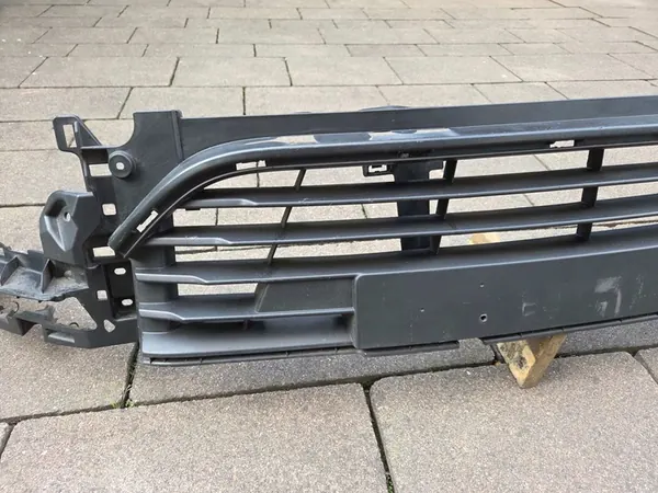 Griglia Inferiore Paraurti Anteriore RENAULT CLIO IV LIFT 622542412R image 3