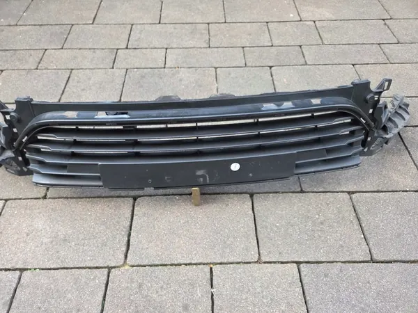 Griglia Inferiore Paraurti Anteriore RENAULT CLIO IV LIFT 622542412R image 9